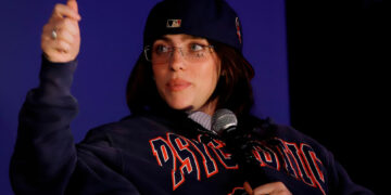 Billie Eilish critica la gestión de ICE y las políticas ambientales de la administración Trump