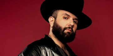 ¡Al nivel de Bad Bunny! Carín León arrasa con 10 nominaciones en Premio Lo Nuestro y hace historia.