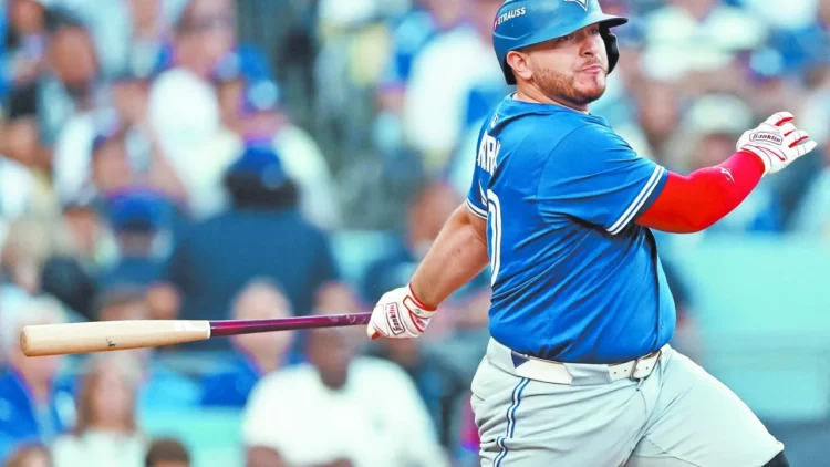 Alejandro Kirk se une a México