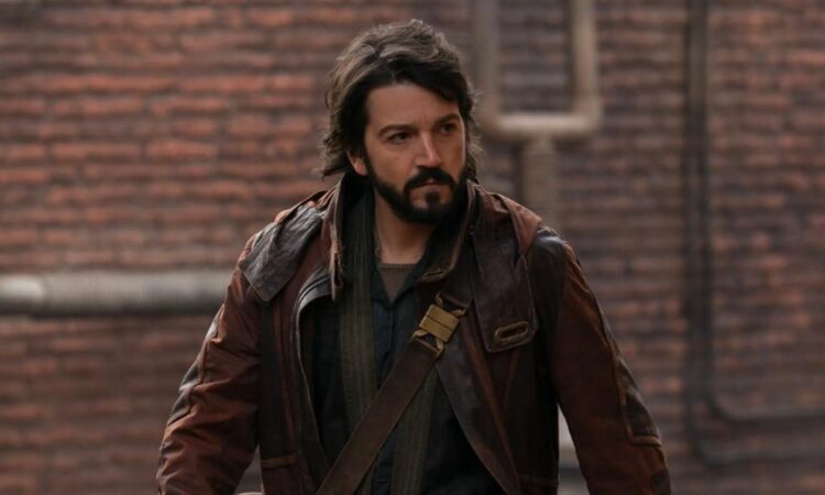 Diego Luna utiliza la plataforma de los Golden Globes 2026 para denunciar abusos contra migrantes en EE. UU.