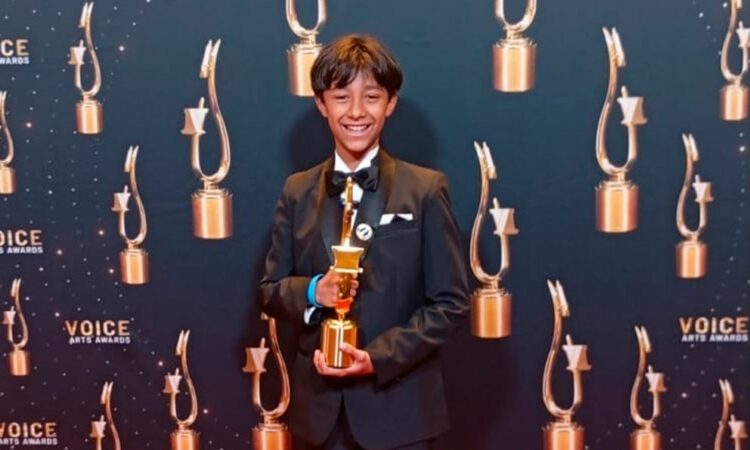 El actor de doblaje Jorge Rafael González Carreño gana dos Voice Arts Awards