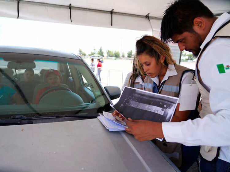 Nuevo Laredo lidera la regularización de autos extranjeros