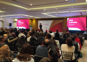 Capacitan en Tampico a 300 docentes de inglés en encuentro pedagógico estatal