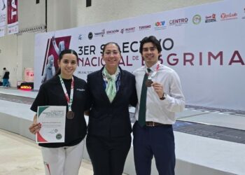 Destacan estudiantes de la UAT en el Torneo Nacional de Esgrima en Tabasco