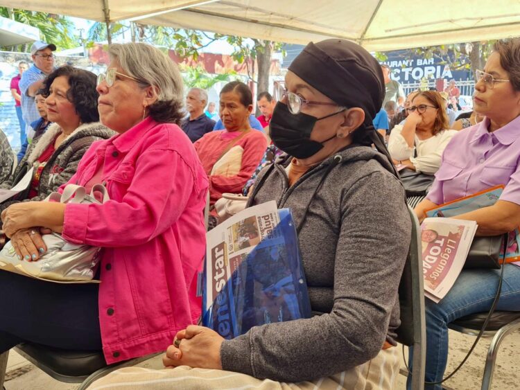 Nuevos beneficiarios de Pensiones para Adultos Mayores y Mujeres Bienestar reciben tarjetas en Tamaulipas