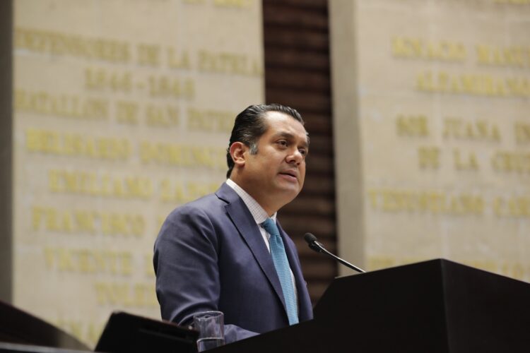 Tribunal de Disciplina Judicial inhabilita a juez federal que protegió a Francisco García Cabeza de Vaca