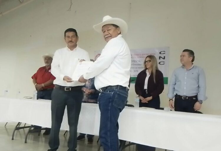 Asume Manuel Gómez dirigencia del Comité Municipal Campesino en Matamoros