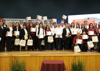 Imparte la UAT en Tampico Diplomado en Guías de Turistas Especializados en Tamaulipas