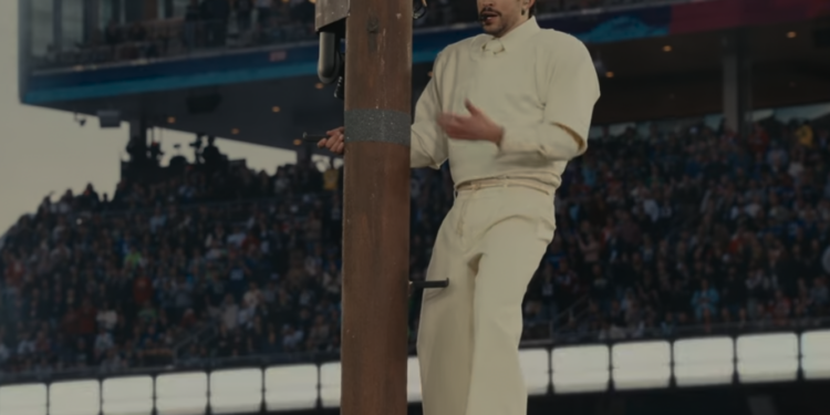 CFE se vuelve tendencia al caracterizar a Bad Bunny