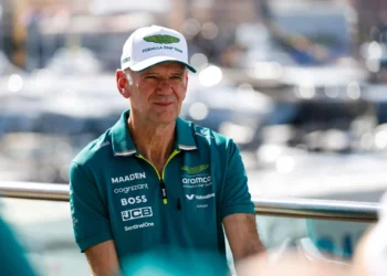 Aston Martin AMR26: Un coche “muy diferente” llega a Australia