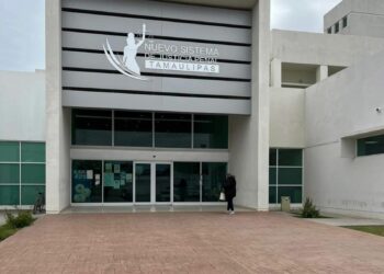 Declaran prófuga de la justicia a ex Secretaria del gobierno de Cabeza de Vaca