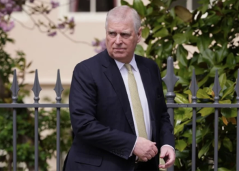 Divulgarán documentos secretos sobre el ex príncipe Andrés