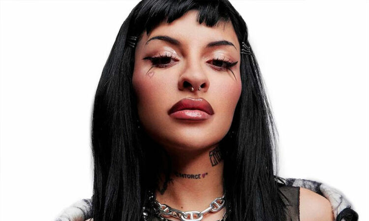 Cazzu anuncia nuevas fechas de su gira mundial Latinaje en México y Europa