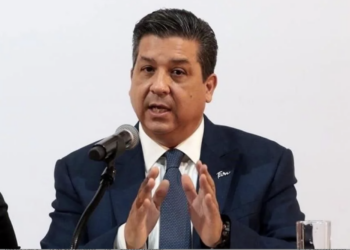 Reactivarían orden de aprehensión contra García Cabeza de Vaca