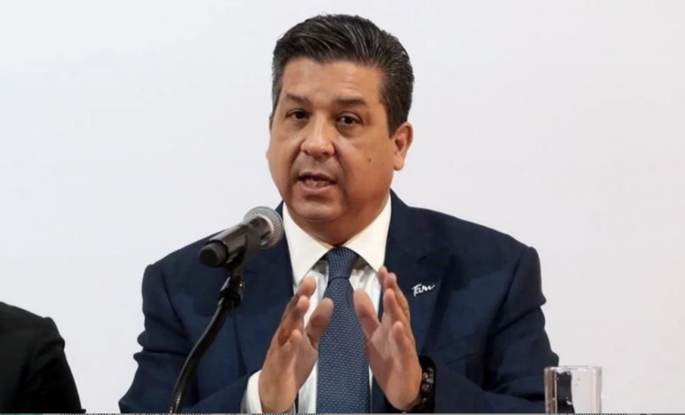 Reactivarían orden de aprehensión contra García Cabeza de Vaca