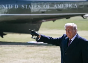 Trump dice “no estoy contento con Irán”