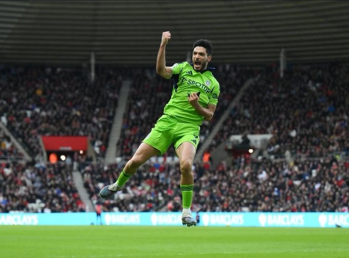 Raúl Jiménez brilla en la Premier League: Doblete y triunfo para el Fulham