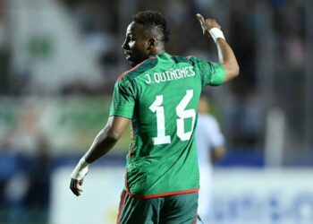 Julián Quiñones brilla en Arabia pero peligra en la Selección de fútbol de México