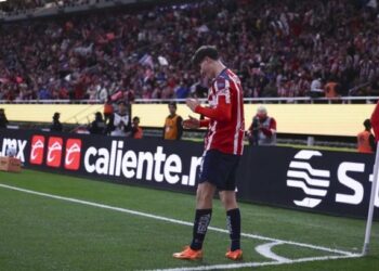 Feyenoord interesado en el fichaje de Armando González por 20 millones de dólares