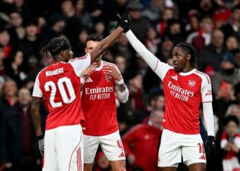 Vendaval de goles en Londres: Arsenal liquida al Wigan en 27 minutos