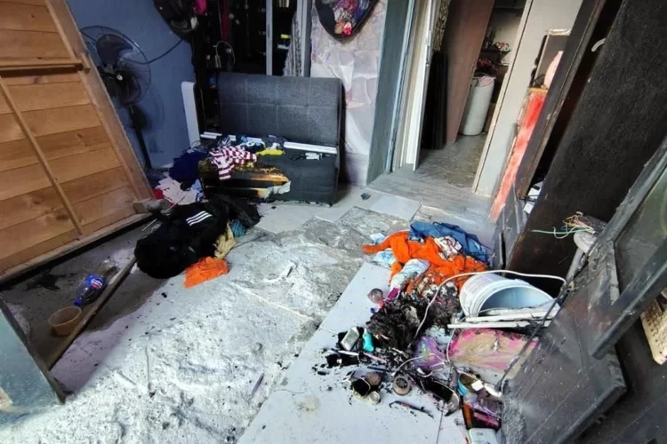 Hombre prende fuego a su expareja en vivienda de Apodaca