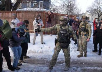 EE. UU. finaliza despliegue migratorio en Minnesota