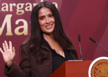 Salma Hayek defiende potencial fílmico de México ante nuevos incentivos