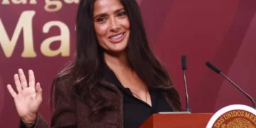 Salma Hayek defiende potencial fílmico de México ante nuevos incentivos