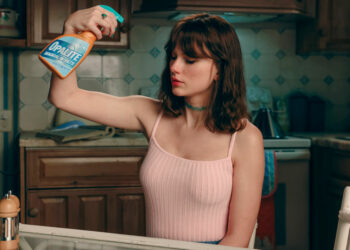 Taylor Swift lanza ‘Opalite’, su video más noventero