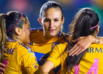 Clásico Tapatío y Barcelona: Dónde ver los mejores partidos de este lunes