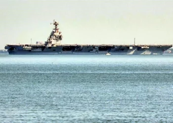 Portaaviones USS Gerald R. Ford se aproxima a Medio Oriente