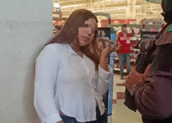 La detienen por intentar robar carne en Soriana Palmas