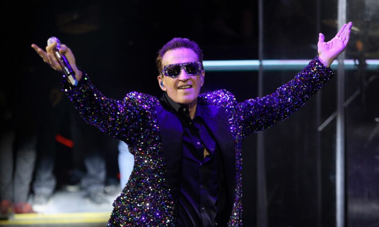 Emmanuel es hospitalizado de emergencia por complicaciones de vértigo en Morelos