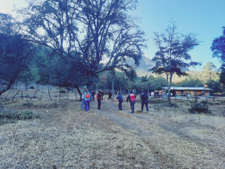 Refuerza GE combate a incendio en Sierra de Miquihuana