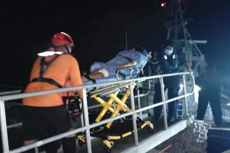 Evacúan por mar a dos heridos de disparos en Isla Mujeres