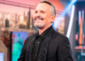 Miguel Bosé reaparece en el Teatro de los Insurgentes con notables dificultades vocales
