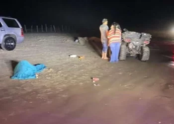 Muere mujer al volcar cuatrimoto en Playa Bagdad