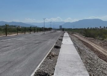 Destinan mil millones depesos para bacheo y nuevas vialidades