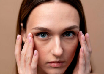 Cuál es el componente más recomendado para reducir las ojeras