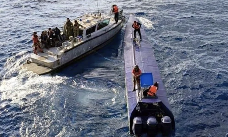 Asegura Marina narcosumergible con 4 toneladas de cocaína