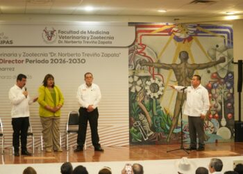 Rinde protesta Octavio Merino Charrez como director de la Facultad de Medicina Veterinaria y Zootecnia UAT