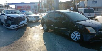 Choque en Bulevar Tamaulipas deja dos heridos