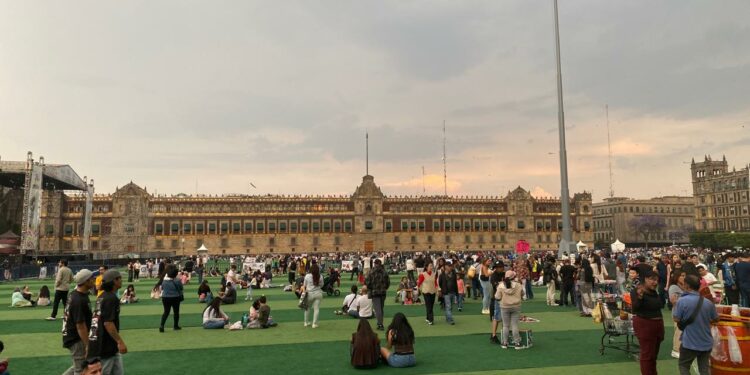 Visten al Zócalo del Mundial de Fútbol
