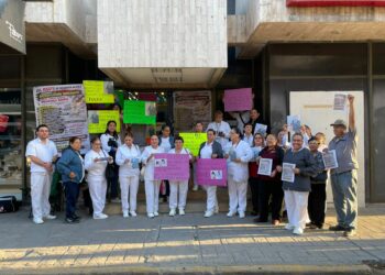 Empleados cierran delegación del ISSSTE en Victoria