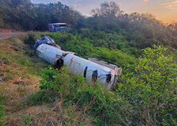 Vueklca pipa en Antiguo Morelos