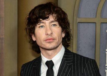 Barry Keoghan denuncia el impacto del acoso en redes sobre su carrera y salud mental