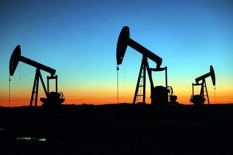 Alerta en mercados: cierre de Ormuz dispararía precio del petróleo