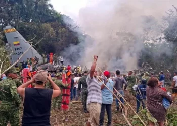 Se desploma avión militar en Colombia; 34 muertos