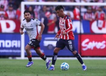 Sepúlveda repite la dosis: Chivas se lleva el Clásico Tapatío en el BMO Stadium