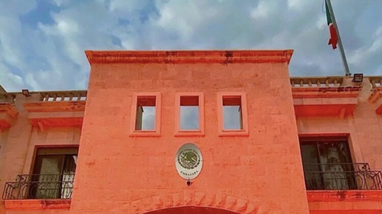 SRE facilita salida de mexicanos varados en Israel y Jordania